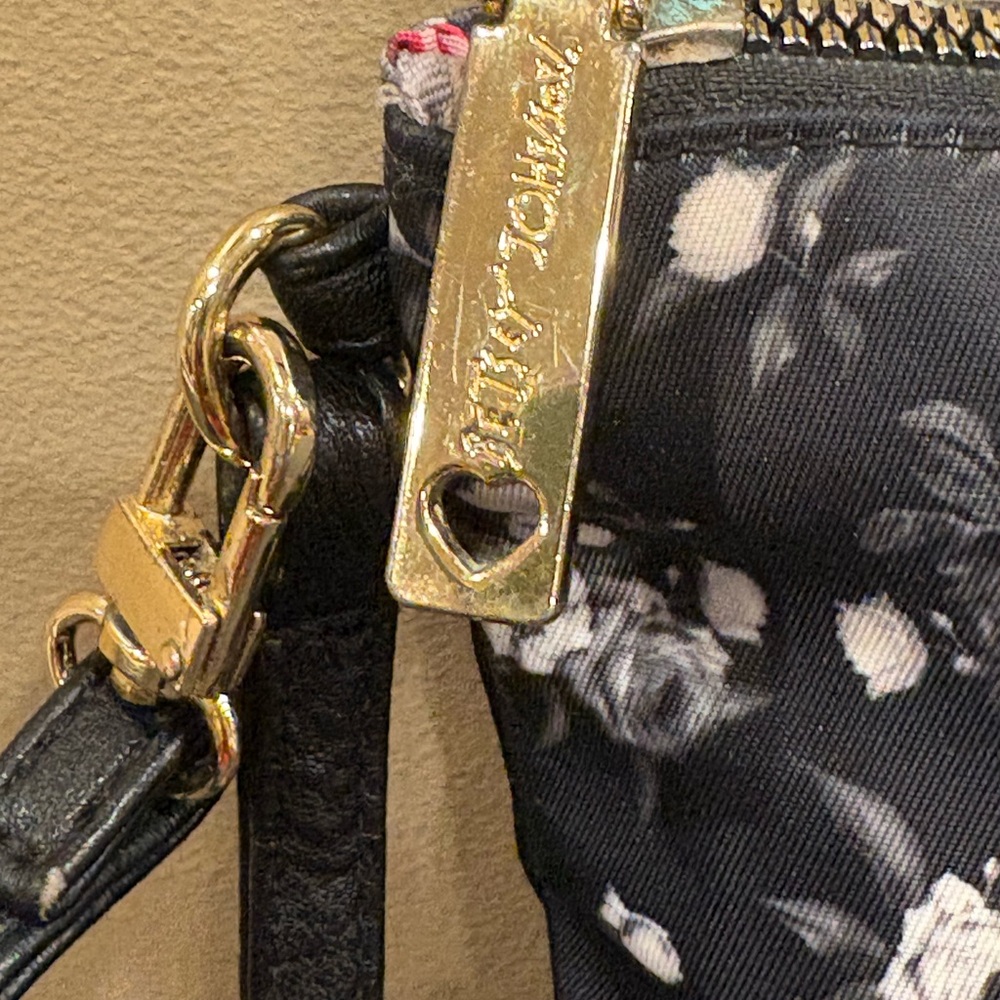 Betsey Johnson Black Floral Clutch Wristlet - Picture 5 of 5